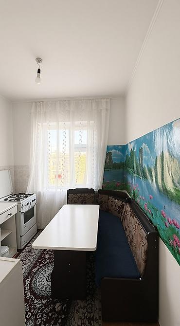 Продаю 2-х комнатную квартиру в центре Бишкека. Ремонт требуется