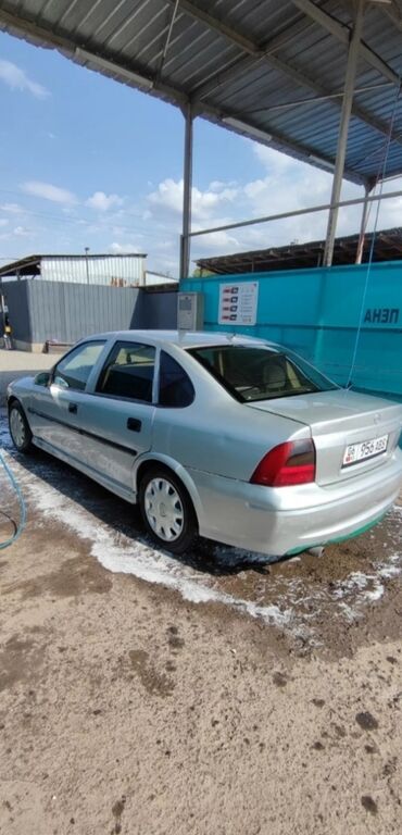 Opel: Opel Vectra: 2000 г., 2 л, Механика, Дизель, Седан