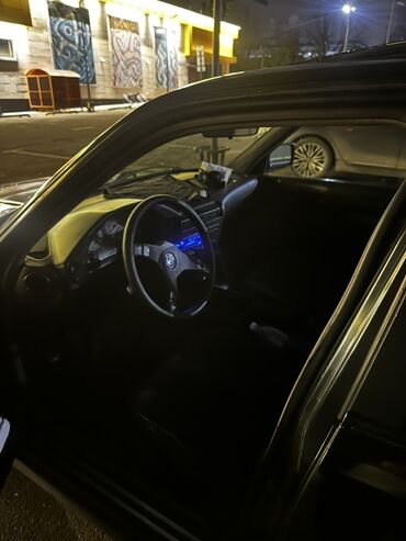 BMW: BMW 325: 1992 г. — 10