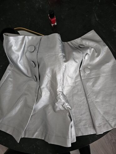 farmerke sa sljokicama: M (EU 38), Spandex, color - Silver, Single-colored