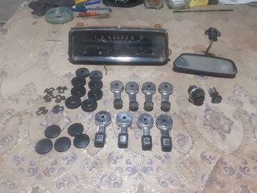 Motor üçün digər detallar: Radiator - 100 ₼ Karbirator(jiquli) - 80₼, Tramblyor - 40 ₼ Babin — 19