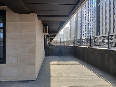 делал: 3 комнаты, 74 м², Южная Магистраль 2 этаж, Евроремонт — 5