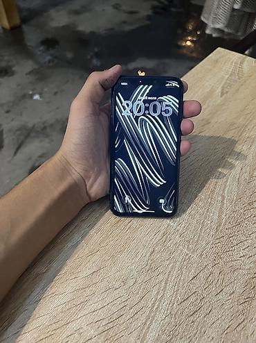 Apple iPhone: IPhone 11, 128 ГБ, черный - Память: 128 ГБ - Состояние батареи: 100% — 3