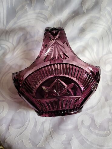 Ostalo posuđe: Korpa nova liveni kristal iz 70ih. ljubicasta. Visina. 14cm — 9