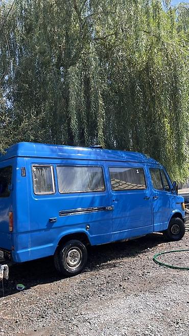 мерседес 124 с: Легкий грузовик, Mercedes-Benz, Б/у — 1