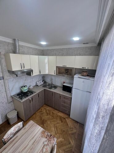 Köhnə tikili: Bakı, Yasamal, 2 otaqlı, Köhnə tikili, m. Elmlər Akademiyası, 75 kv. m — 23