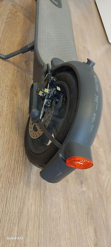 jet scooter: Xiaomi Mi Electric Scooter Essential (model DDHBC08NEB) elektrik — 8