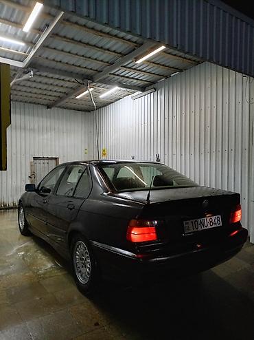BMW: BMW 3 series: 1.6 l | 1992 il Sedan — 3
