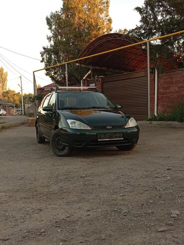 авто рав 4: Ford Focus: 2004 г., 1.6 л, Механика, Бензин, Хэтчбэк