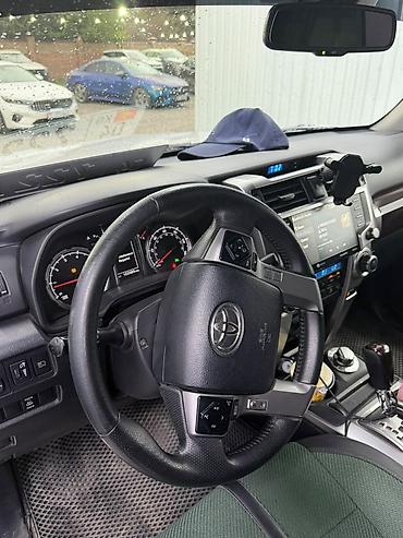 фораннер 2020: Toyota 4Runner: 2019 г., 4 л, Бензин — 7