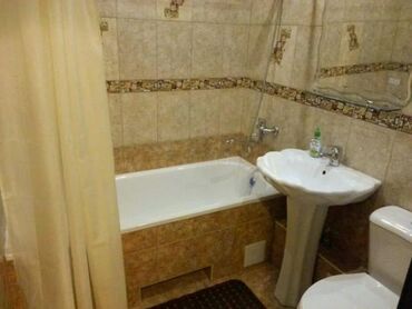 Посуточная аренда квартир: 1 комната, Постельное белье, Кондиционер, Парковка — 6