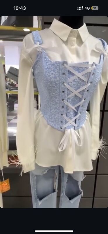 пояс корсет для талии: Корсет-топ женский, голубой с цветочной фактурной вышивкой. -