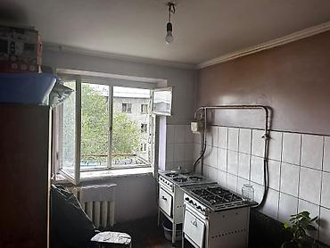 гостинку: 1 комната, 14 м², Мед Академия 5 этаж, Старый ремонт — 1