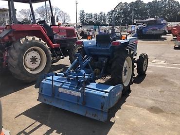 Тракторы МТЗ (Беларус): Продается японский трактор Исеки TL2300, полный привод, дизельный с — 3