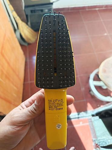 pişik darağı: Elektron ionlu heyvan darağı – Pet Brush Self, model XJ-250 - Məqsəd — 3