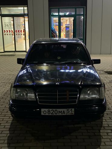 mercedesbenz 814 гигант: Mercedes-Benz 220: 1995 г., 2.2 л, Механика, Бензин, Седан