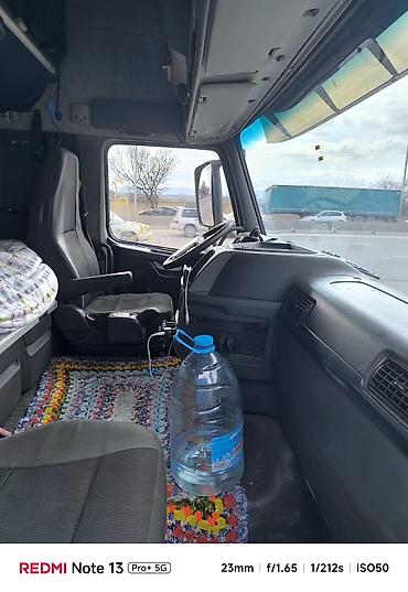 Тягачи: Тягач, Volvo, Шторный — 2