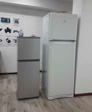 Холодильники: Холодильник Indesit, Двухкамерный, No frost, 175 *