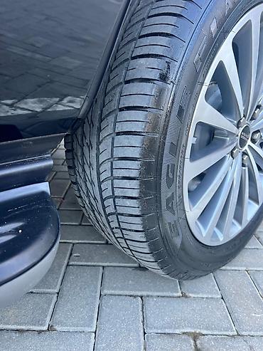 Land Rover: Şin Good year 255/50/20 — 1