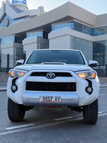 стекла авто: Toyota 4Runner: 2018 г., 4 л, Типтроник, Бензин, Внедорожник