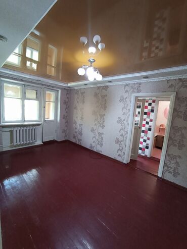 поменяю квартиру на дом: 2 комнаты, 42 м², Хрущевка, 3 этаж, Старый ремонт