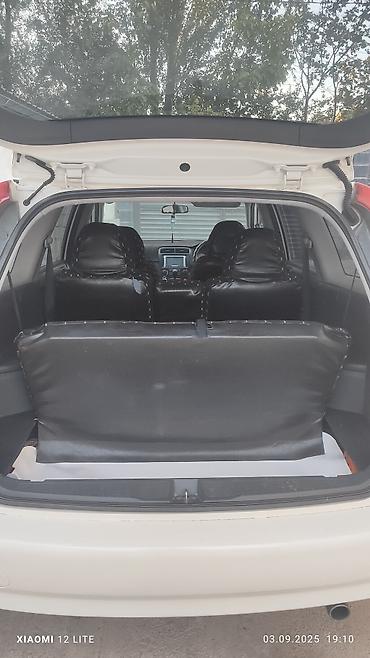 Транспорт: Honda Stream: 2002 г., 2 л, Автомат, Бензин, Универсал — 9