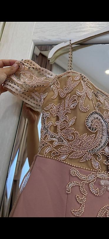 tarık ediz: S/XS ölçü, Elatus moda evində Tarık ediz parçası ilə tikilib, arxa — 1
