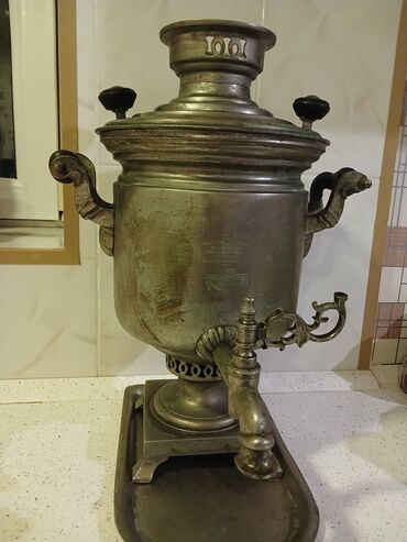 Samovarlar: İşlənmiş Od Samovar, 3 l, Ünvandan götürmə — 3