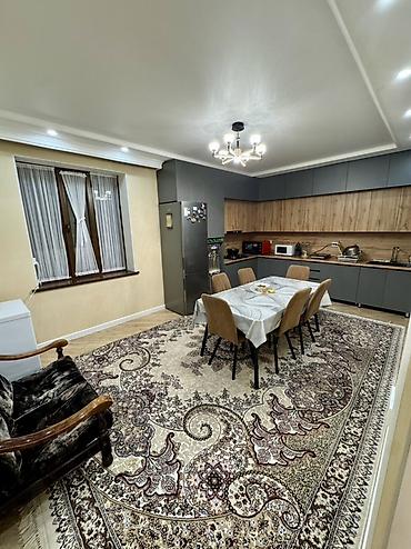Долгосрочная аренда домов: 200 м², 8 комнат, Евроремонт, Лоджия, Парковка — 9