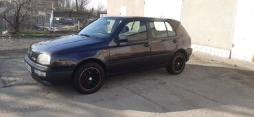 Volkswagen Golf: 1992 г., 1.8 л, Механика, Бензин, Хэтчбэк