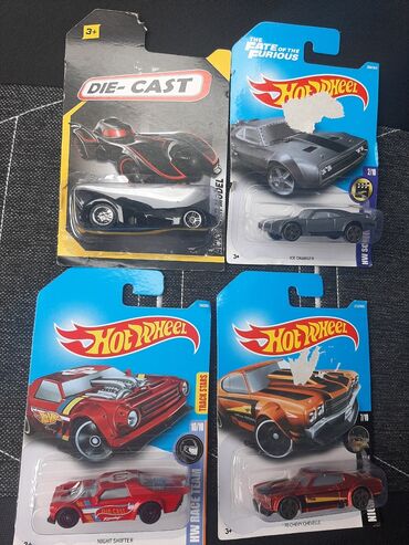 Oyuncaqlar: Diecast və Hotwheels firması modellər. Avtomobil dəmir modelkalar