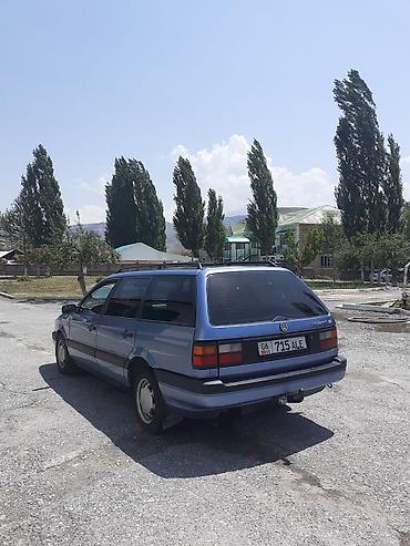 Volkswagen Passat: 1992 г., 1.8 л, Механика, Бензин, Универсал — 4