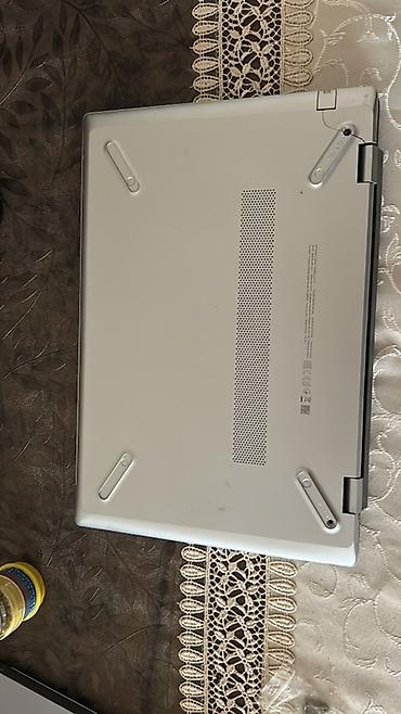 HP: 8 ram ddr4 
256 ssd m2
i3 prosessor — 3