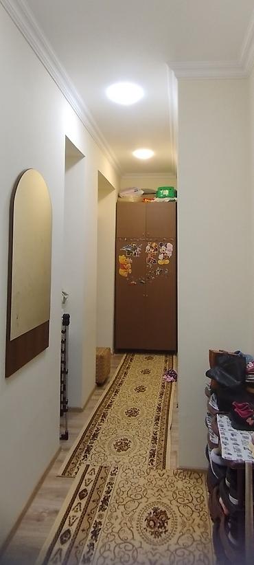 neftcilər: Bakı, Bakıxanov qəs., 3 otaqlı, Köhnə tikili, m. Neftçilər, 67 kv. m — 3