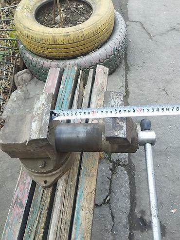 Тиски: Тиски слесарные поворотные, массивные. Характеристики по замерам на — 2