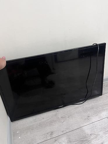 Телевизоры: Телевизор VASIN, диагональ около 32–40". Без интернета. Есть торг — 1