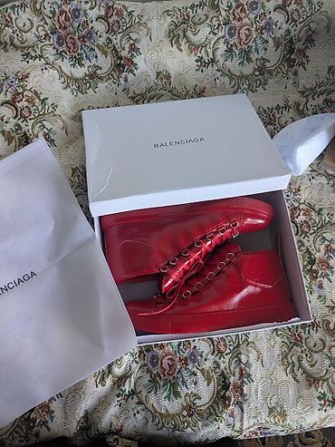 Эркектердин кроссовкасы, 44, Balenciaga, Жаңы, түсү - Кызыл — 1