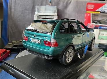 oyuncaq bmw: BMW, 2003 il, 1:18, Dəmir, Ödənişli çatdırılma — 7