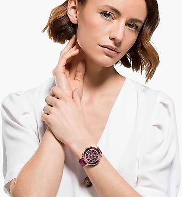 saat omega: Swarovski qadın qol saatı – şərab-qırmızı tonlarda zərif xronoqraf - — 9