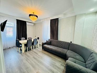 Mənzillər: Bakıxanov qəs., 3 otaqlı, Yeni tikili, m. Neftçilər, 83 kv. m — 1
