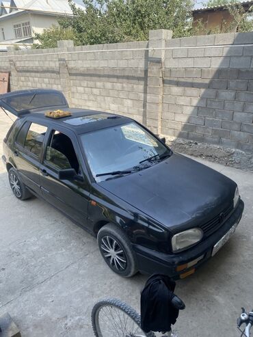диски голф 3: Volkswagen Golf: 1993 г., 1.6 л, Механика, Бензин, Хэтчбэк