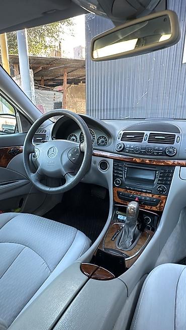 салон гелик: Mercedes-Benz E-Class: 2004 г., 3.2 л, Автомат, Бензин, Седан — 9