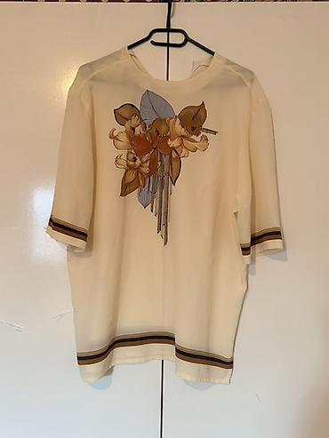 Bluze: Zenske bluze – elegantne i udobne, idealne za posao i svečane prilike — 16