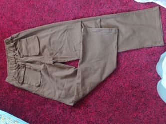 мужские штаны повседневные: Брюки карго коричневого цвета. - Прямой свободный крой, расширенная