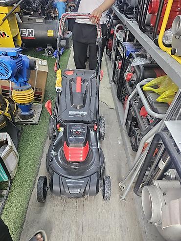 касилка ручной: Электрическая газонокосилка YWTT Самахот - Питание: 220–240 В, 50 Гц — 4