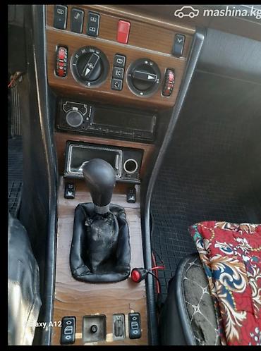 w12: Mercedes-Benz W124: 1990 г., Седан — 6