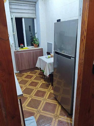 badamdarda satilan evler: Bakı, 3 otaqlı, Köhnə tikili, m. Nəriman Nərimanov, 80 kv. m — 1