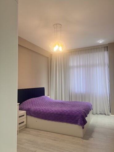 Uzunmüddətli kirayə mənzillər: Öz evimdir . 2 otaq kirayə verilir. Xırdalanda. Əla evdir isti pol — 23