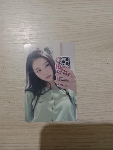 Открытки: Фотокарточки с изображениями участниц k-pop группы (несколько — 38