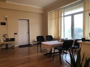 Kommersiya daşınmaz əmlakı: İcarəyə verilir 2 otaqlı ofis 64 m², Ümumi məlumat: Zərifə Əliyeva — 9
